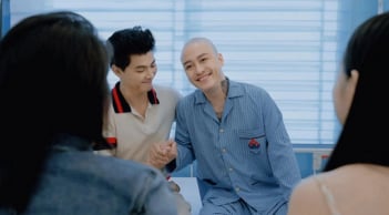 Tuấn Hưng bất chấp rủi ro sức khỏe sau ca mổ để làm điều này