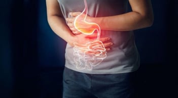 4 dấu hiệu cảnh báo bệnh dạ dày đã đi vào giai đoạn nặng: Có 1 cũng nên đi khám sớm