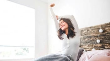 5 thói quen đơn giản giúp chị em khỏe mạnh và xinh đẹp bất chấp tuổi tác