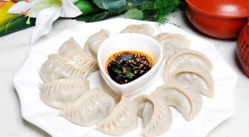 Cách làm món Sủi cảo nhân tôm thịt, thơm ngon khó cưỡng