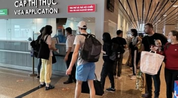Từ nay, các đối tượng này sẽ được miễn thị thực có thời hạn khi nhập cảnh vào Việt Nam