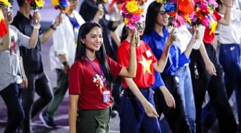 H'Hen Niê bất ngờ lộ bí mật đã giữ kín suốt gần nửa năm