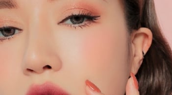 Mách nàng cách trang điểm má hồng trong veo tôn nhan sắc rạng rỡ