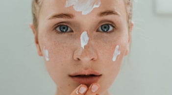 6 lỗi phổ biến khi chọn mỹ phẩm mà nhiều người thường gặp phải