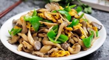 5 món ăn càng hâm nóng càng có hại, cố ăn chỉ rước thêm bệnh vào thân