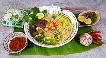 Cách nấu phở Gà ngon chuẩn vị hương xưa