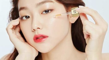 6 bước cơ bản nên thực hiện mỗi ngày để là phẳng nếp nhăn quanh mắt