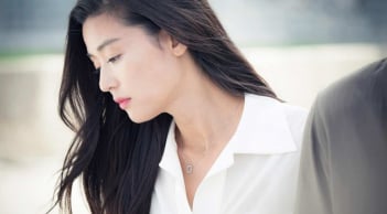 Phụ nữ sau 40 tuổi vì sao dễ dàng ly hôn đến thế?