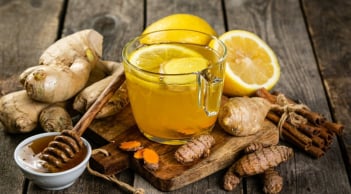 Cách uống nước gừng vào buổi sáng hỗ trợ giải độc gan thận cả ngày
