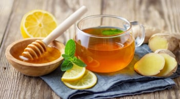 Cách pha nước chanh, mật ong giúp giảm mỡ máu hiệu quả