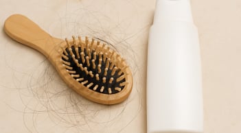 Gội đầu sai cách: Lý do âm thầm khiến tóc bạn rụng ngày một nhiều