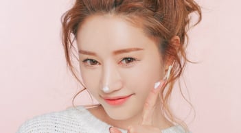 Xu hướng glass skin – bí quyết của làn da căng mọng