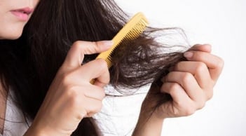7 thói quen đơn giản giúp tóc chắc khỏe, mọc nhanh và giảm rụng đáng kể