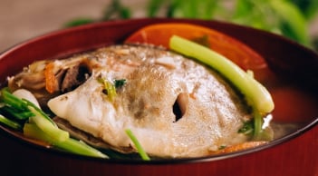 Những người không nên ăn cá