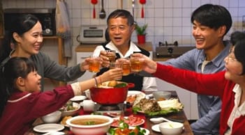 Tại sao không nên cho người thân, họ hàng ở chung nhà? Nguyên nhân nhiều gia đình vỡ hòa khí