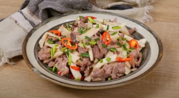 Bí quyết xào thịt bò mềm ngọt, không bị dai: Bỏ ngay vào chảo là sai lầm