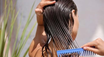 4 thói quen 'nhỏ mà có võ' giúp giảm rụng tóc vào mùa thu