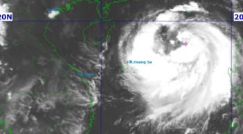 Bão số 11 đang hướng thẳng vào miền Bắc, Hà Nội mưa to đến mức nào?