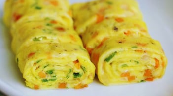Cách rán trứng phồng xốp, mềm mịn như bánh bông lan
