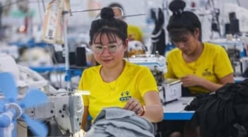 Lương tối thiểu 2025: Cao nhất đạt 5.310.000 đồng/tháng, tăng hơn 8,5 lần sau 18 năm