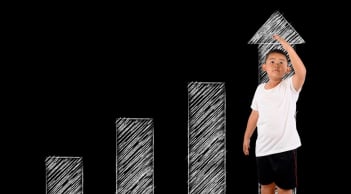 4 dấu hiệu con chậm cao, cha mẹ biết sớm mà cân bằng