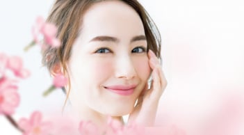 3 thói quen buổi sáng đơn giản nhưng có thể giúp bạn duy trì vẻ tươi trẻ theo thời gian