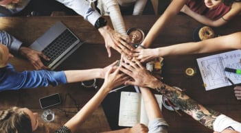 Người xưa dạy: 3 người không kết giao, 2 nơi không qua lại – nhớ kỹ để đời bình an, giàu phúc lộc