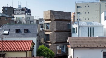 4 dấu hiệu nhà ‘cạn khí’, càng ở lâu càng nghèo khó
