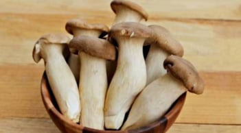 Loại nấm được ví như 'bào ngư chay' tốt cho hệ miễn dịch và tim mạch, bán rộng rãi với giá rẻ bất ngờ