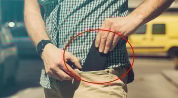 4 vị trí để điện thoại di động gây hại lớn cho cơ thể