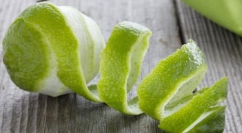 Đừng vội vứt vỏ bưởi, hóa ra đây là 'thần dược' giảm mỡ, thanh lọc cơ thể cực dễ làm