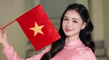 Hoà Minzy khiến fan lo lắng khi phải chống nạng đi dự sự kiện