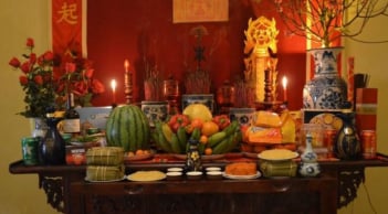 3 Dấu Hiệu trên bàn thờ báo hiệu Gia Chủ Có Lộc, Tổ Tiên Phù Hộ