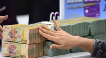 Lãi suất tiết kiệm ngân hàng tăng trở lại: Nguyên nhân thực sự là gì?