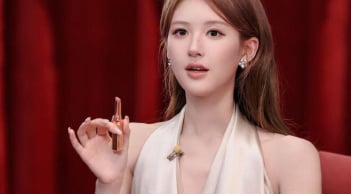 4 thói quen nhỏ giúp 'nữ thần cổ trang' Triệu Lộ Tư gìn giữ làn da căng mướt