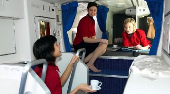 Những ngôn ngữ bí mật giữa tiếp viên và phi công trong chuyến bay, đa số hành khách không hiểu hết ý nghĩa
