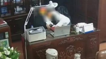 Nóng: Chủ tịch Hội đồng quản trị trường THPT bị buộc thôi việc sau khi xuất hiện clip thân mật với nhiều phụ nữ