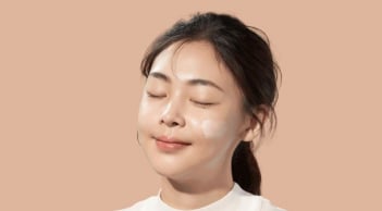 Vì sao mùa hanh khô vẫn cần dùng kem chống nắng?