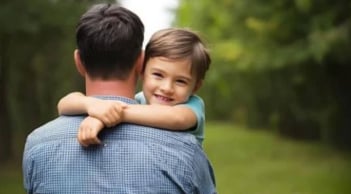 Muốn con giàu có trong tương lai? Cho trẻ trải nghiệm 3 loại “khó khăn nâng cao” này ngay