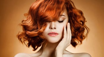 4 kiểu tóc dễ khiến chị em già thêm vài tuổi