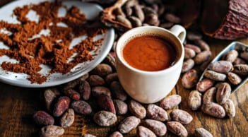 Không phải trà hay cà phê: Thức uống “vàng” giúp bảo vệ tim mạch, ngừa đột quỵ cho người ngồi nhiều