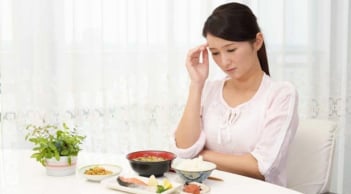 4 hành vi đang âm thầm 'đánh cắp' sức khỏe của chị em