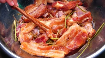 Thả thứ này vào ướp thịt nướng: Thịt mềm tan thơm ngon cực phẩm