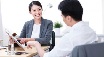 Người khôn ngoan thường có 3 biểu hiện này: Kẻ dại không biết mãi mông lung