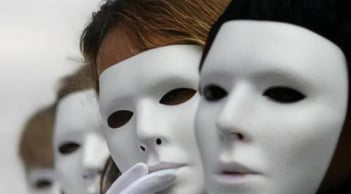 Cảnh báo: 5 đặc điểm của người khôn lỏi, càng tránh sớm càng tốt