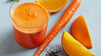 6 loại nước uống giúp da bạn luôn mướt mát, mịn màng bất chấp hanh khô