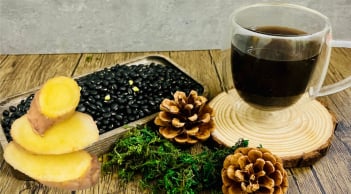 Mỗi ngày uống 1 cốc nước đậu đen rang gừng, điều gì sẽ xảy ra với cơ thể?