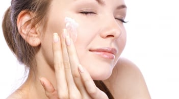 Tuyertj chiêu làm gel dưỡng để qua đêm giúp trị mụn hiệu quả