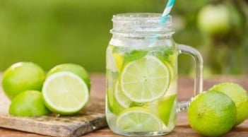 Uống nước chanh mỗi ngày: 7 lợi ích sức khỏe bạn không thể bỏ qua