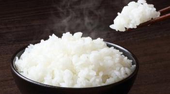 Điều gì sẽ xảy ra với cơ thể nếu bạn thường xuyên ăn sáng bằng cơm tẻ?